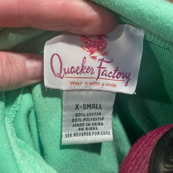 Quacker Factory Terry cloth 1/4 zip cover up with hood size x-small - Picture 3 of 3